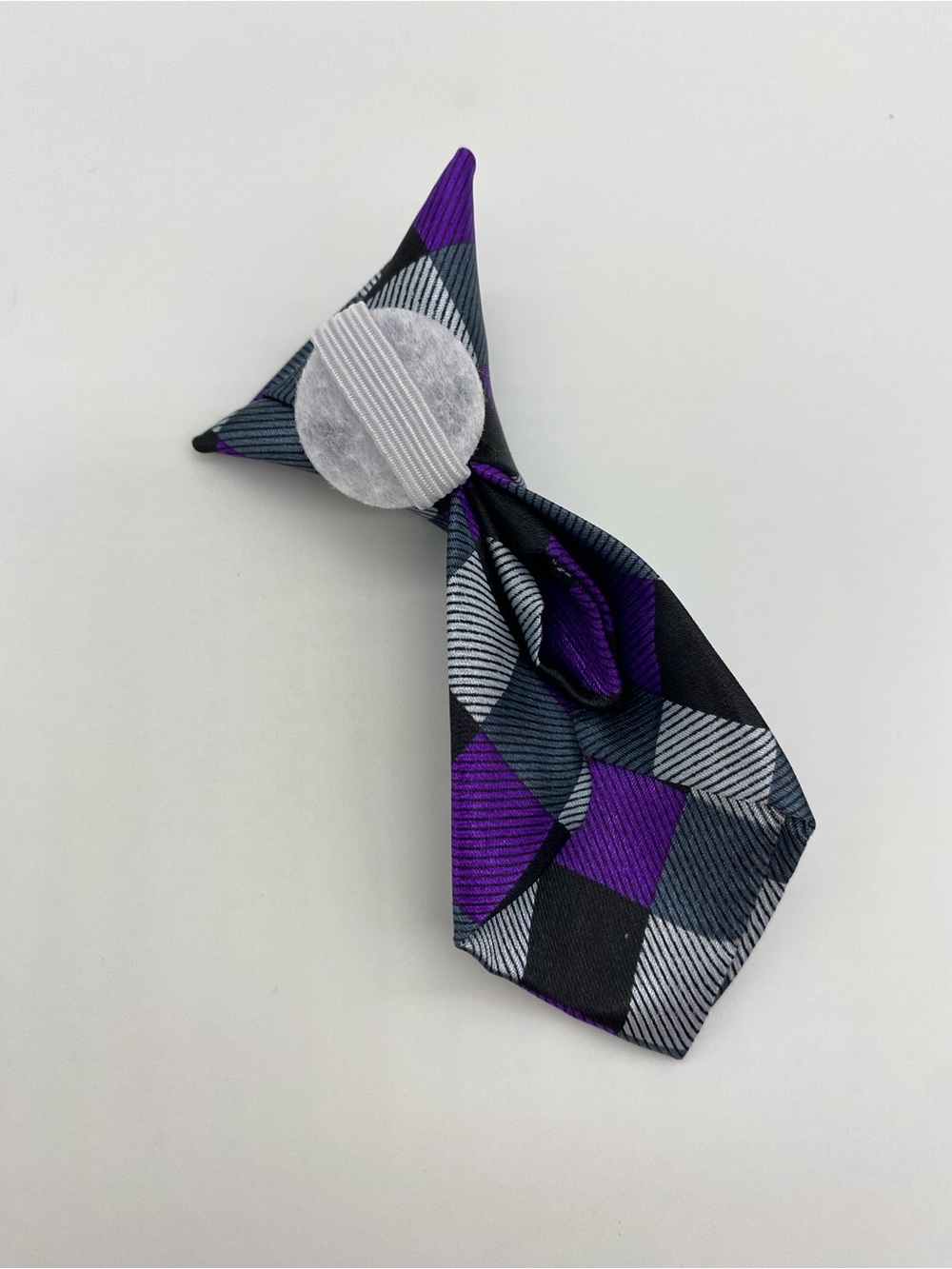 Pet Neck Tie Fashion Accessory for Dogs and Cats - Picture 2 of 4